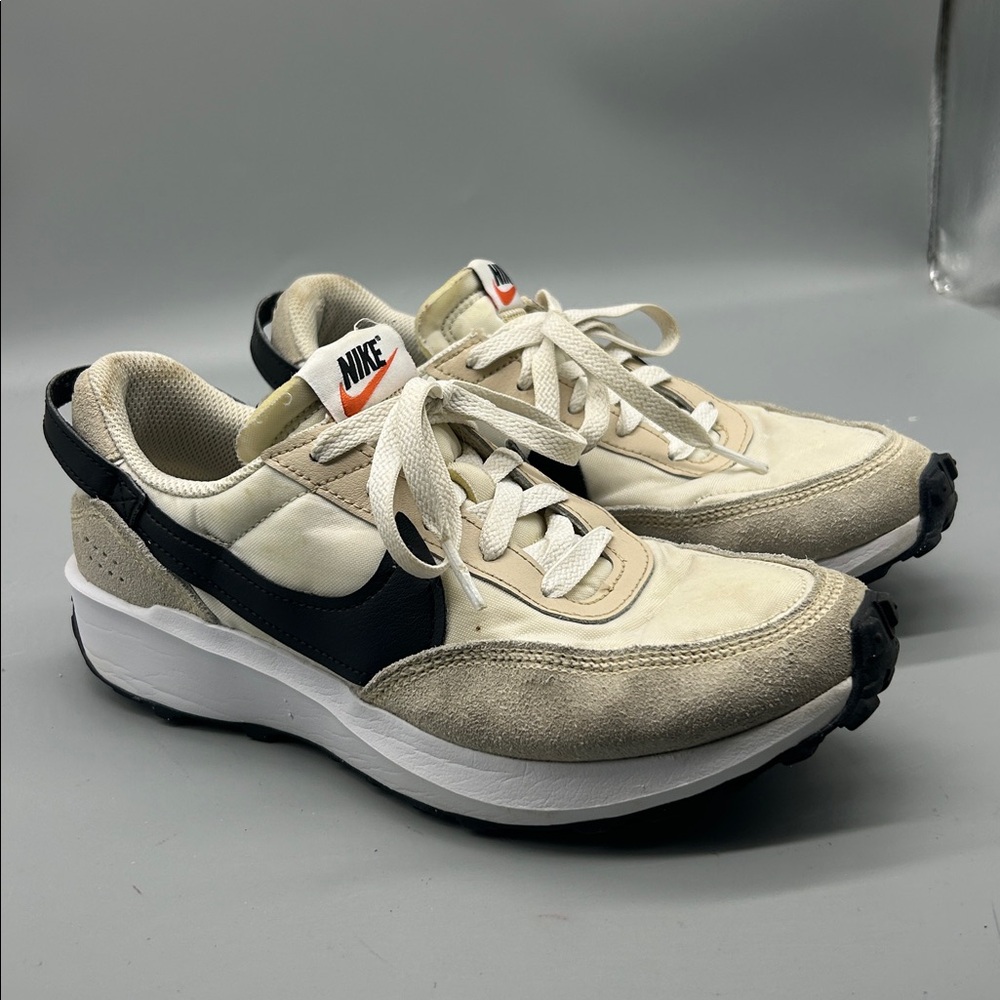 Nike Waffle Debut